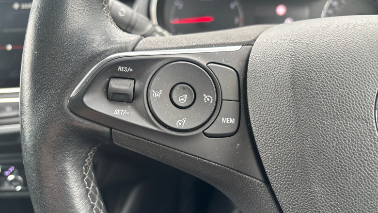 Vauxhall Crossland 1.2 Turbo Ultimate 5dr Petrol Hatchback